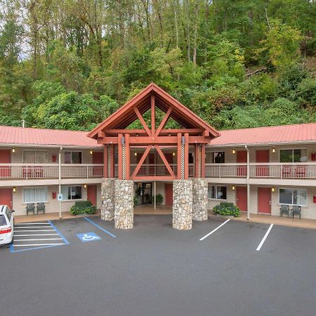 Econo Lodge Cherokee Near River Park Екстериор снимка